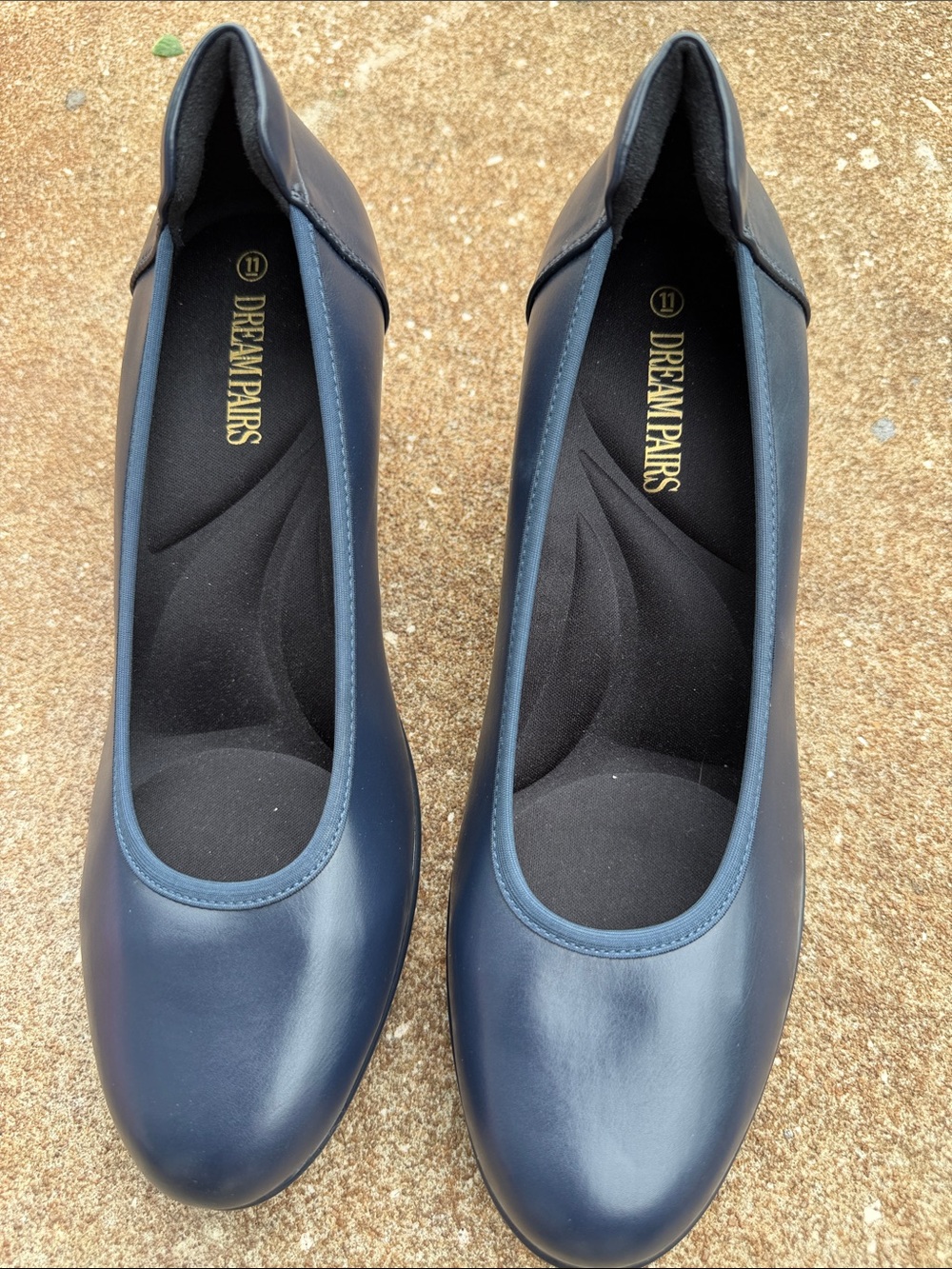 Dream Pairs Women’s Comfort Heel. Size 11-NWOT